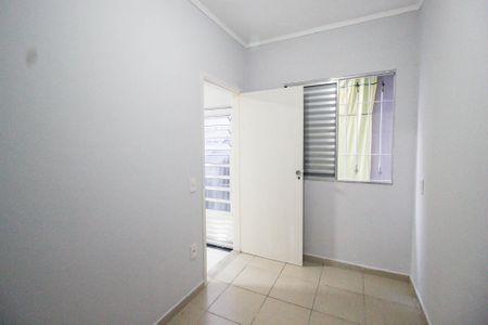 Quarto 2 de casa à venda com 2 quartos, 100m² em Santa Teresinha, São Paulo