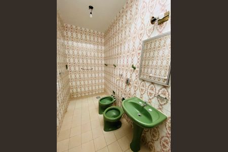 Banheiro de casa à venda com 3 quartos, 245m² em Jardim Pacaembu, Jundiaí