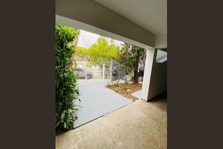 Varanda de casa à venda com 3 quartos, 245m² em Jardim Pacaembu, Jundiaí