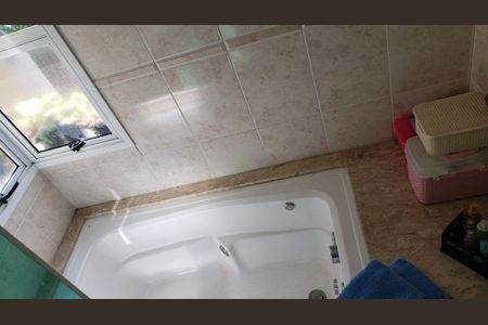 Casa de Condomínio à venda com 3 quartos, 208m² em Jardim Peri, São Paulo