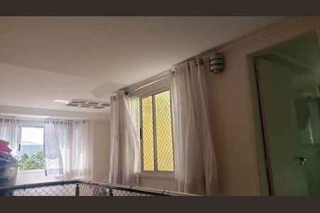 Casa de Condomínio à venda com 3 quartos, 208m² em Jardim Peri, São Paulo