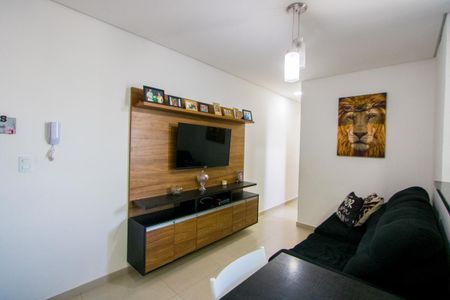 Sala de apartamento à venda com 2 quartos, 110m² em Pinheirinho, Santo André