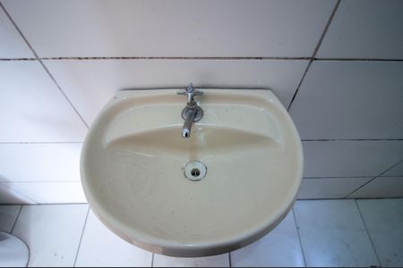 Banheiro de kitnet/studio para alugar com 1 quarto, 38m² em Jardim Santa Catarina, Sorocaba