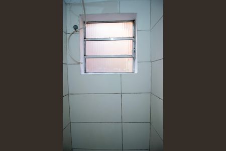 Banheiro de kitnet/studio para alugar com 1 quarto, 38m² em Jardim Santa Catarina, Sorocaba