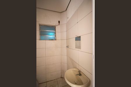 Banheiro de kitnet/studio para alugar com 1 quarto, 38m² em Parque Vitoria Regia, Sorocaba