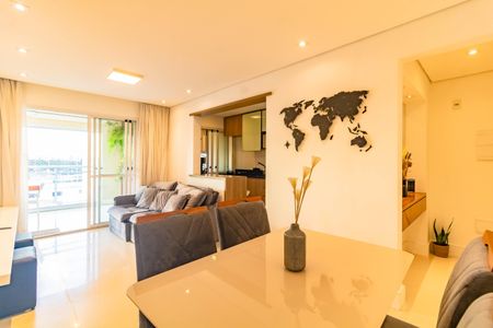 Sala de apartamento para alugar com 2 quartos, 77m² em Vila Alexandria, São Paulo