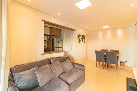 Sala de apartamento para alugar com 2 quartos, 77m² em Vila Alexandria, São Paulo