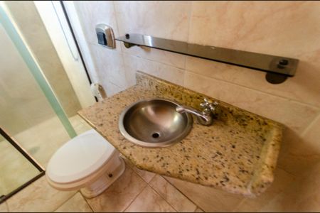 Banheiro de kitnet/studio para alugar com 1 quarto, 30m² em Jardim Cidade Pirituba, São Paulo