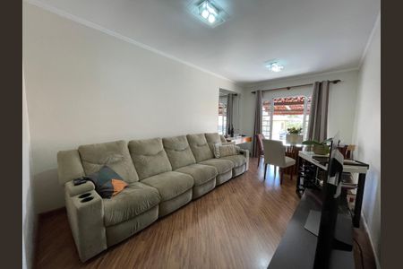 Sala de casa para alugar com 3 quartos, 182m² em Butantã, São Paulo