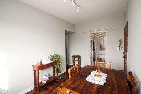 Sala de apartamento à venda com 3 quartos, 75m² em Camaquã, Porto Alegre