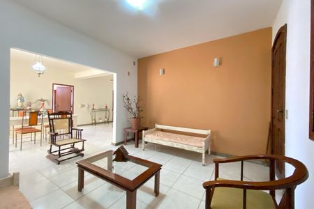 Sala de casa à venda com 5 quartos, 361m² em Palmares, Belo Horizonte