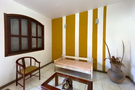 Sala de casa à venda com 5 quartos, 361m² em Palmares, Belo Horizonte