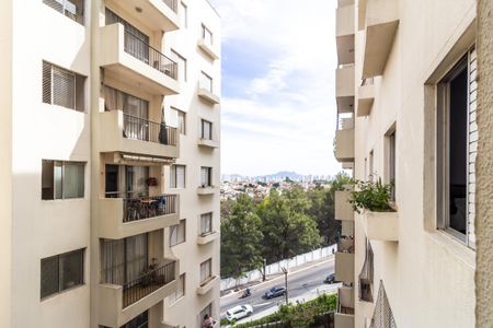 Varanda de apartamento à venda com 2 quartos, 58m² em Lapa, São Paulo