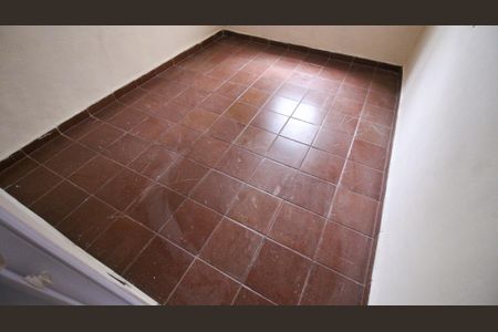 Quarto de casa para alugar com 1 quarto, 70m² em Jardim Caguassu, São Paulo