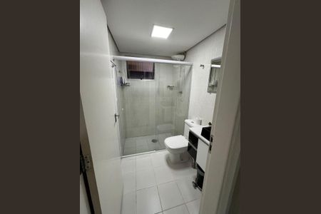 Banheiro de apartamento à venda com 2 quartos, 58m² em Jardim Sao Sebastiao, São Paulo