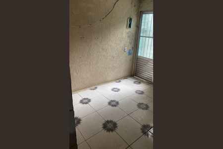 Casa à venda com 4 quartos, 140m² em Jardim das Camelias, São Paulo