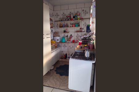 Casa à venda com 4 quartos, 140m² em Jardim das Camelias, São Paulo