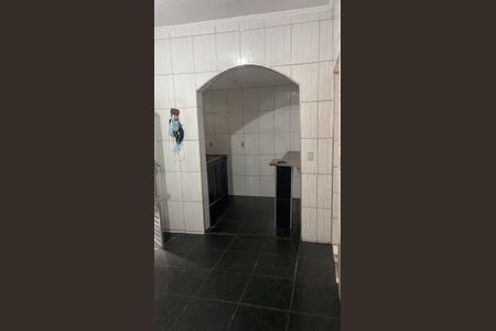 Casa à venda com 4 quartos, 140m² em Jardim das Camelias, São Paulo