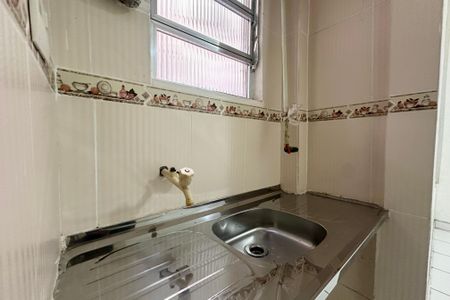 Cozinha de kitnet/studio para alugar com 1 quarto, 27m² em Centro, Rio de Janeiro