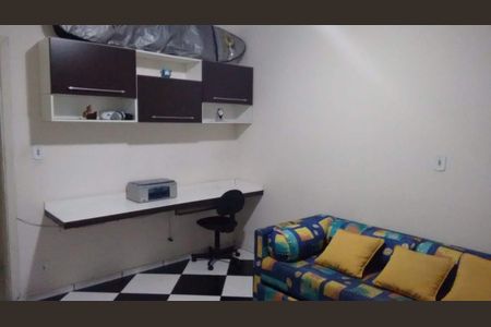 Casa para alugar com 4 quartos, 280m² em Jardim Lageado, São Paulo