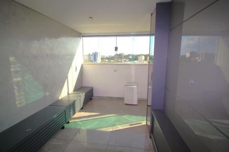 sala de apartamento à venda com 3 quartos, 110m² em Indaiá, Belo Horizonte