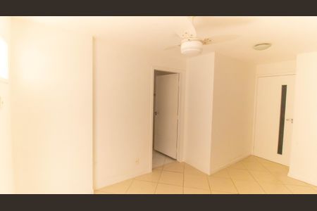 Sala de apartamento à venda com 2 quartos, 71m² em Santa Rosa, Niterói