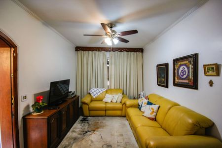 Sala de Estar de casa para alugar com 3 quartos, 255m² em Parque Monteiro Soares, São Paulo