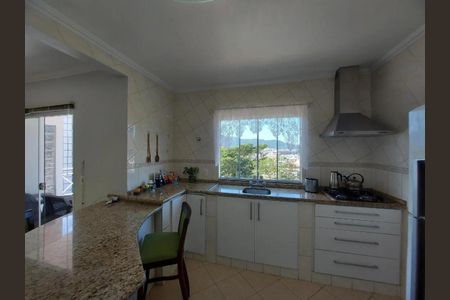 Casa para alugar com 3 quartos, 230m² em Mangabeiras, Belo Horizonte