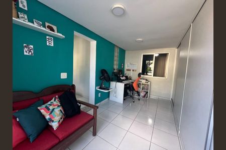 Casa à venda com 5 quartos, 160m² em Indians, Belo Horizonte