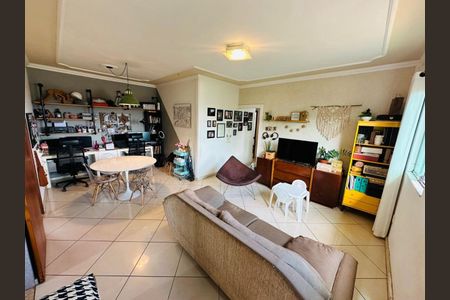 Casa à venda com 3 quartos, 110m² em Trevo, Belo Horizonte