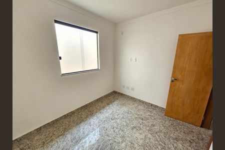 Casa à venda com 3 quartos, 150m² em Indians, Belo Horizonte