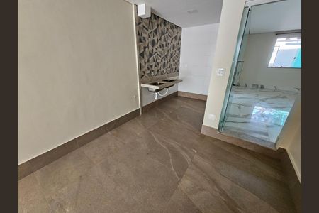Casa à venda com 3 quartos, 180m² em Sinimbu, Belo Horizonte