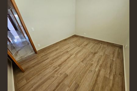 Casa à venda com 3 quartos, 180m² em Sinimbu, Belo Horizonte