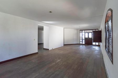 Sala de casa à venda com 5 quartos, 500m² em São Luiz, Belo Horizonte