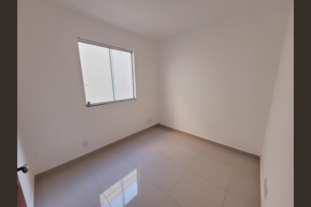 Apartamento à venda com 2 quartos, 50m² em Arvoredo, Contagem