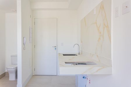 Cozinha de kitnet/studio à venda com 1 quarto, 19m² em Água Branca, São Paulo