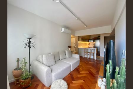 Sala de apartamento para alugar com 2 quartos, 70m² em Ipanema, Rio de Janeiro