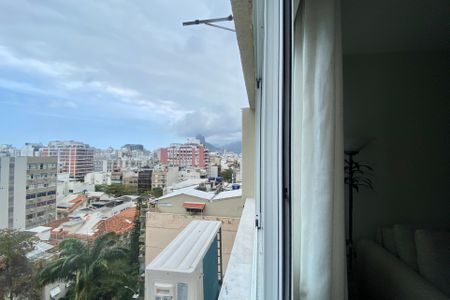 Vista Sala de apartamento para alugar com 2 quartos, 70m² em Ipanema, Rio de Janeiro