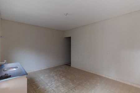Sala/Cozinha de apartamento para alugar com 2 quartos, 85m² em Jardim Guairaca, São Paulo