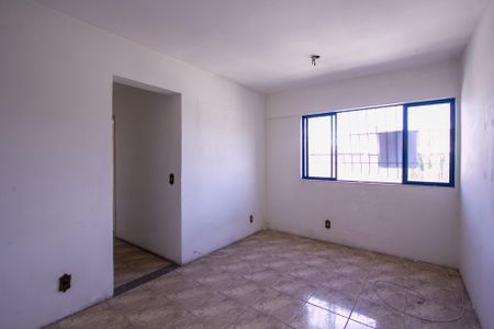 Sala de apartamento para alugar com 2 quartos, 55m² em Colubandê, São Gonçalo