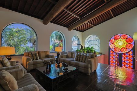 Sala de casa para alugar com 4 quartos, 574m² em Mangabeiras, Belo Horizonte