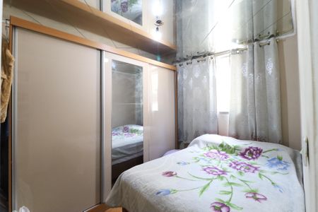 Quarto 2 de apartamento para alugar com 2 quartos, 58m² em Jardim Antartica, São Paulo