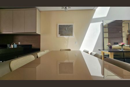 Sala de casa à venda com 3 quartos, 160m² em Jardim Santo Antoninho, São Paulo