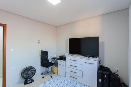 Quarto de casa para alugar com 2 quartos, 70m² em Jardim Leblon, Belo Horizonte