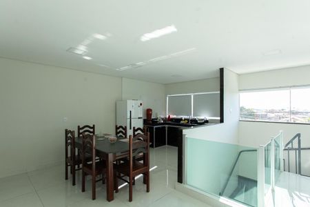 Sala de casa para alugar com 2 quartos, 70m² em Jardim Leblon, Belo Horizonte