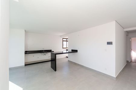 Sala de apartamento à venda com 3 quartos, 84m² em Prado, Belo Horizonte