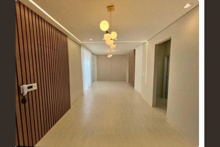 Casa para alugar com 3 quartos, 289m² em Estoril, Belo Horizonte