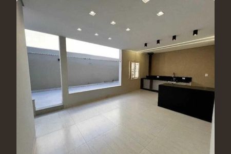 Casa para alugar com 3 quartos, 289m² em Estoril, Belo Horizonte