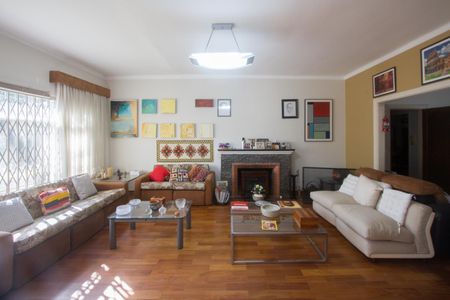 Sala de casa para alugar com 5 quartos, 315m² em Granja Julieta, São Paulo