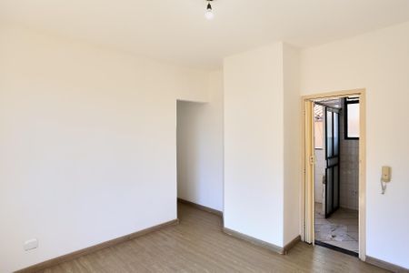 Sala de apartamento à venda com 3 quartos, 85m² em Nova Floresta, Belo Horizonte